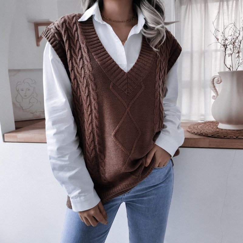 V-neck Twist Knit Vest - Image 4