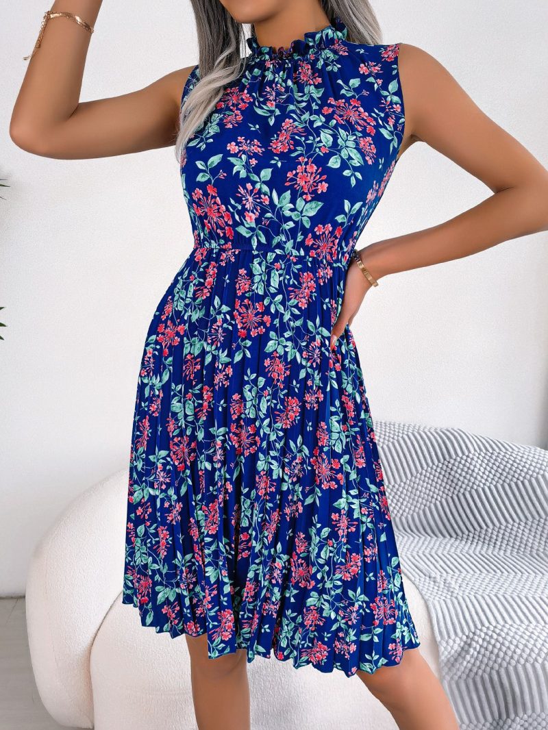 Elegant Floral Cinched Pleated Dress - Image 4