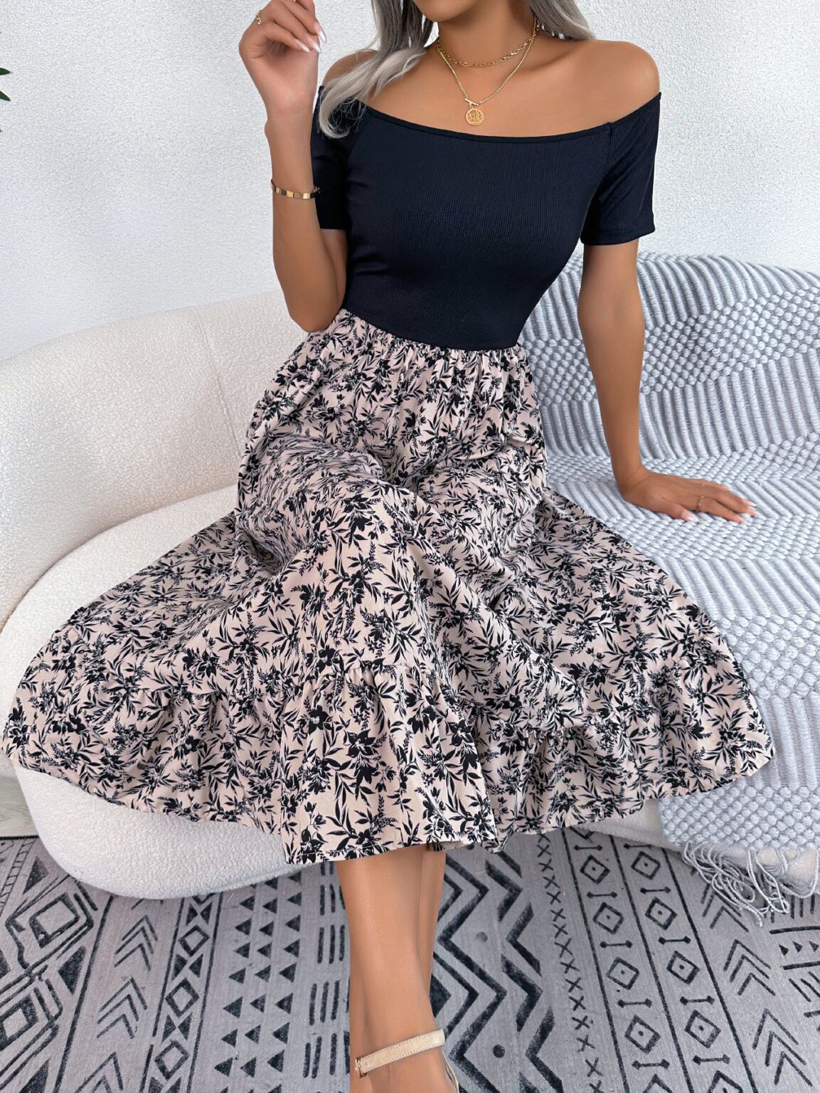 Casual Off-Shoulder Floral Ruffled Midi Dress - Image 2