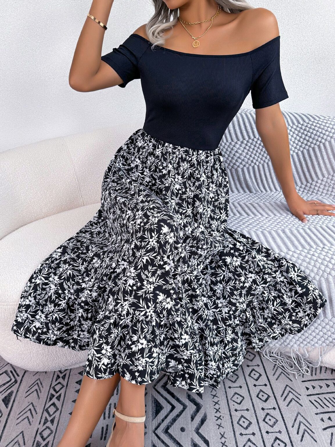 Casual Off-Shoulder Floral Ruffled Midi Dress - Image 3