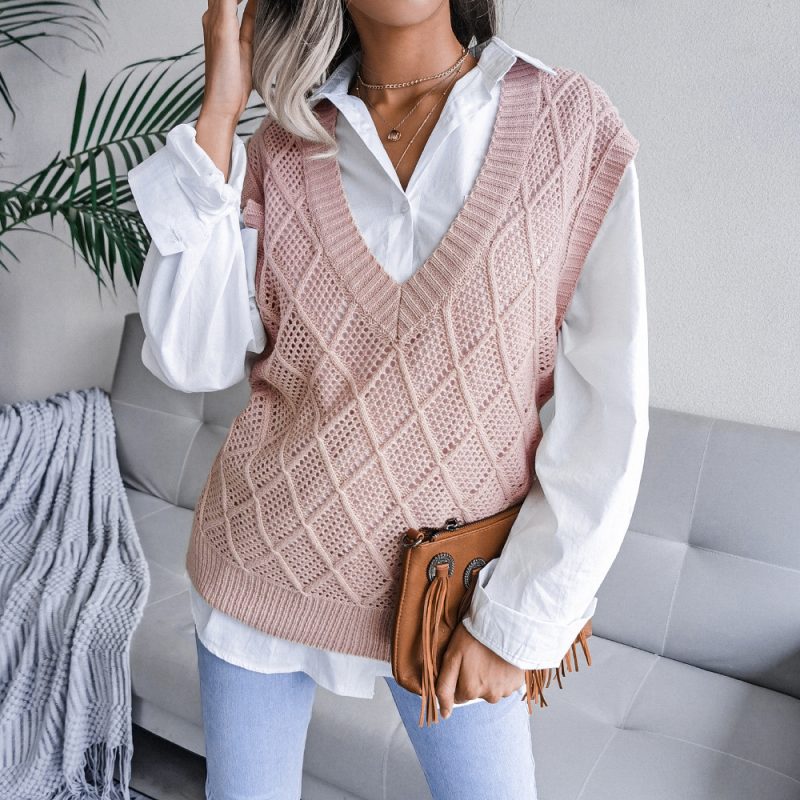 V-neck Rhombus Hollow Vest - Image 2
