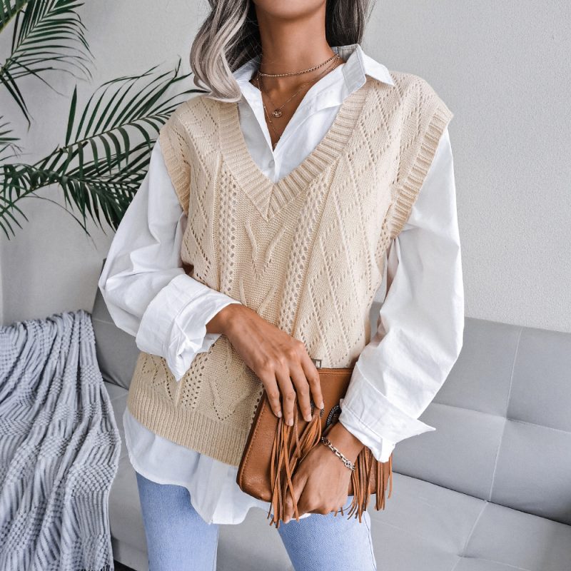 Cutout Twist V-Neck Vest - Image 4