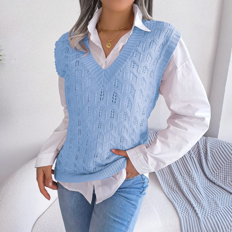 Wavy V-Neck Knitted Vest for Women - Image 8
