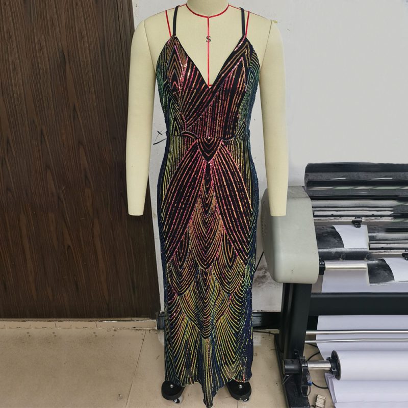 Vintage Backless Sequin Women's Dress - Image 5