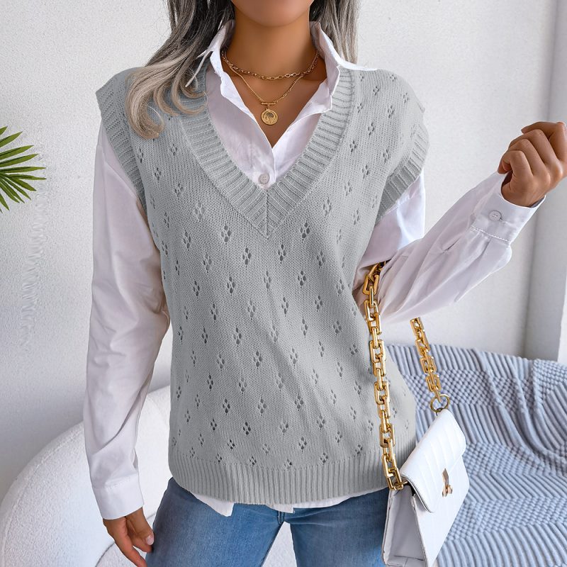 Casual V-Neck Knitted Vest - Image 4