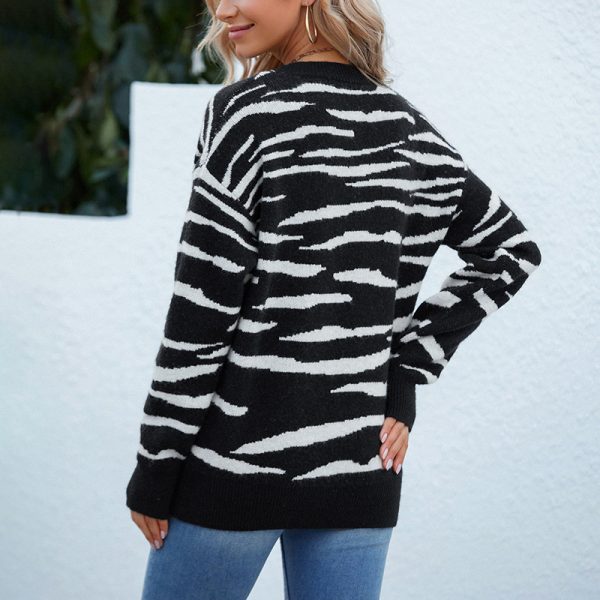 Women's Zebra Pattern Knitwear - Image 3