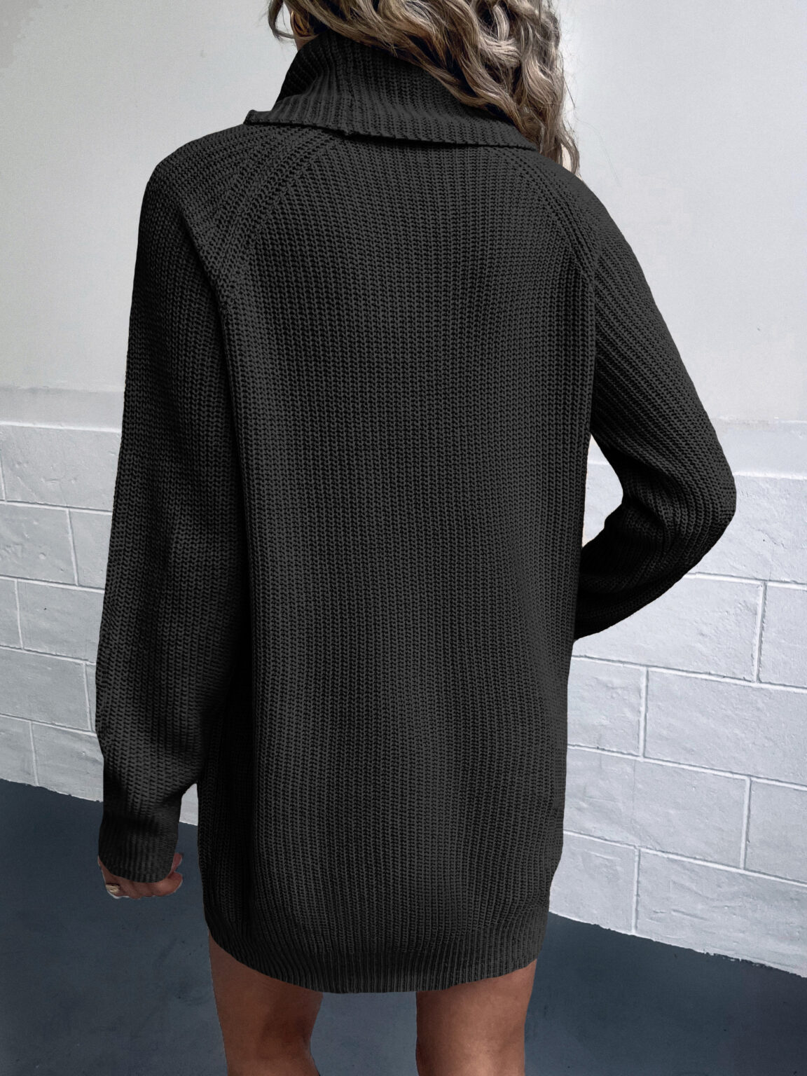 Two-Collared Knitted Dress - Image 5