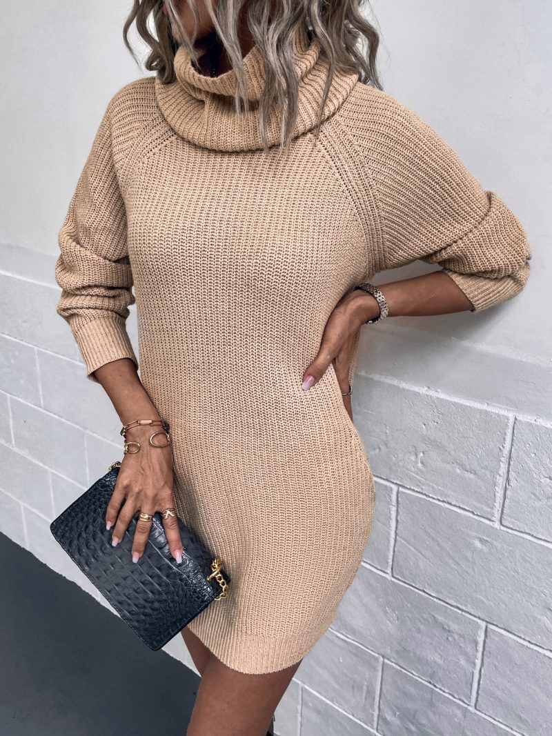 Two-Collared Knitted Dress - Image 4