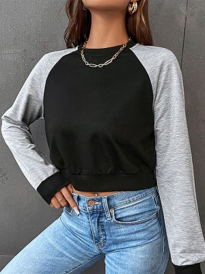 Long Sleeve Short Sweater for Women