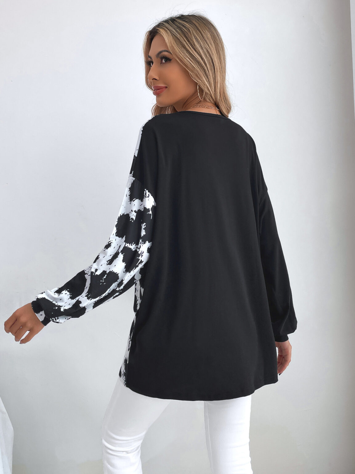 Leopard Print V-Neck Boyfriend T-shirt Sweater - Image 2