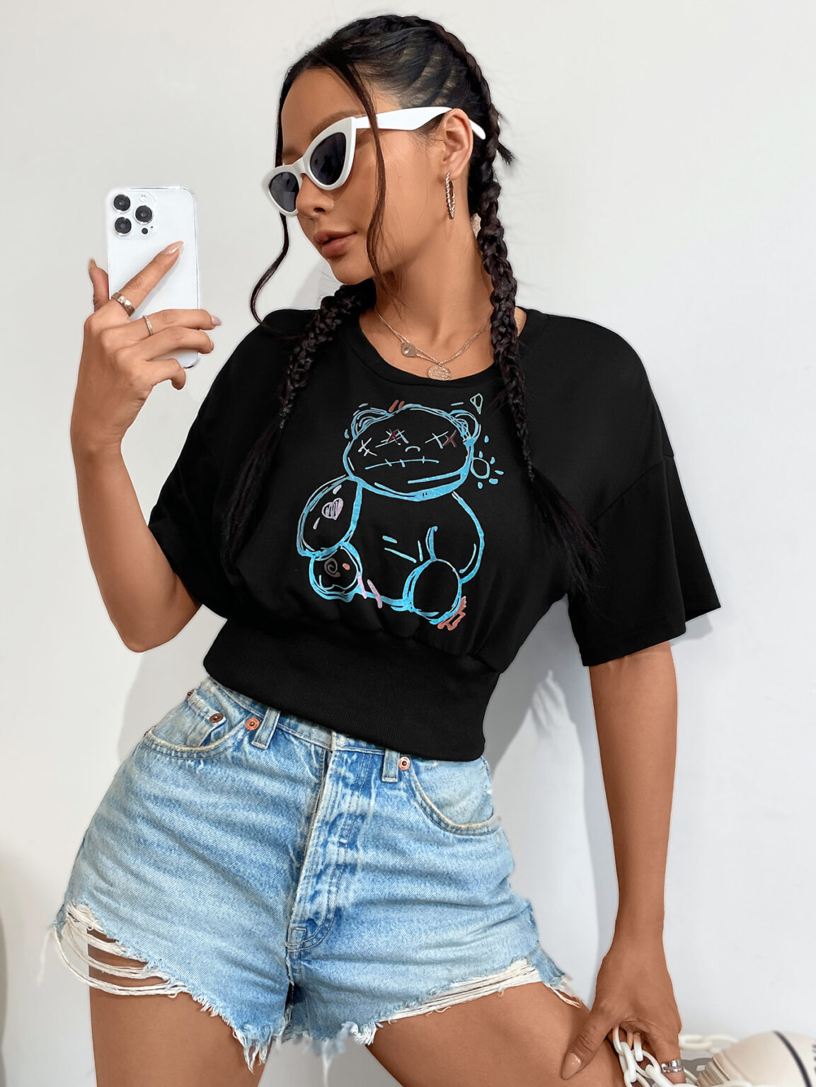 Round Neck Printed T-Shirt - Image 3