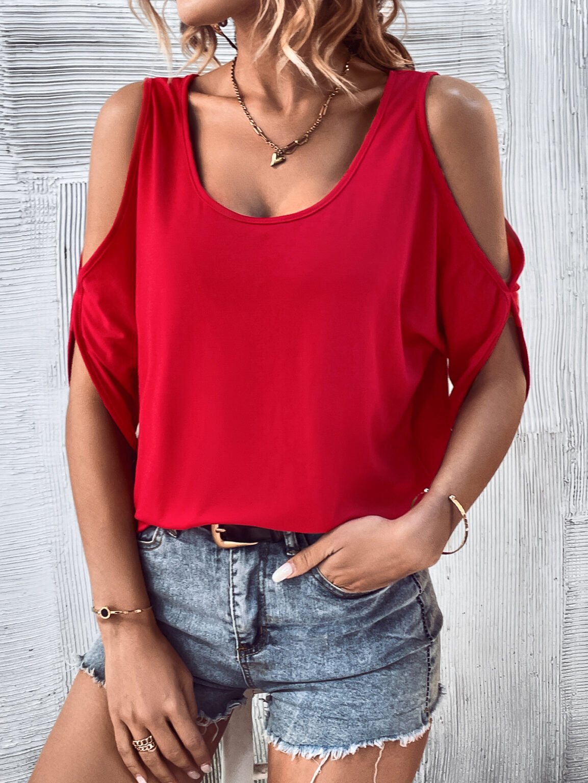 Sexy Solid Color Shoulder Strap T-shirt - Image 4