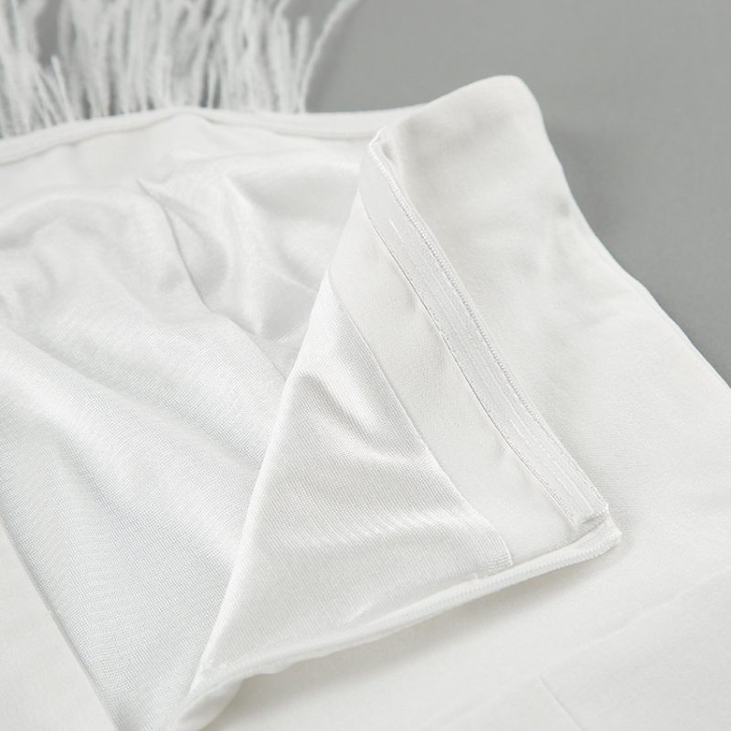 Summer Maxi Dress with White Feather Decoration - Image 7