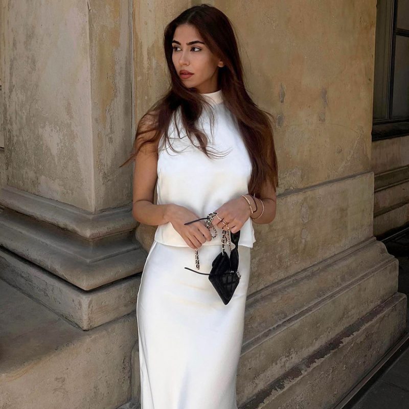 White Sleeveless Halter Vest and Fishtail Skirt Set - Image 4