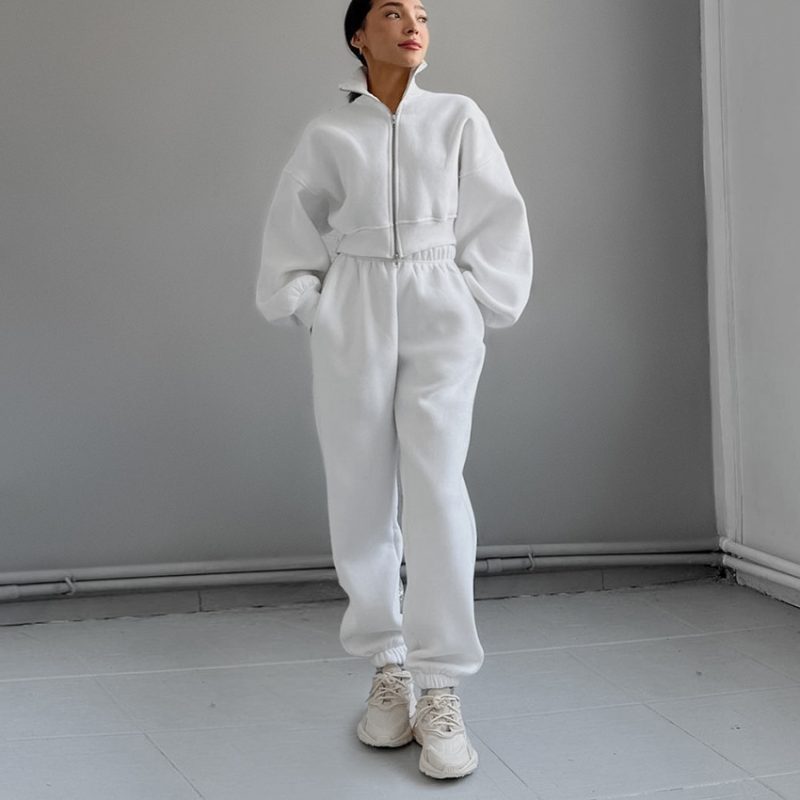 Fleece Pullover and Elastic Band Trousers Sports Set - Image 2