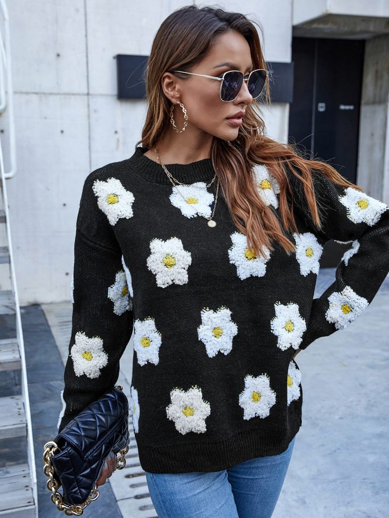 Three-Dimensional Contrast Knitted Sweater for Autumn/Winter - Image 4