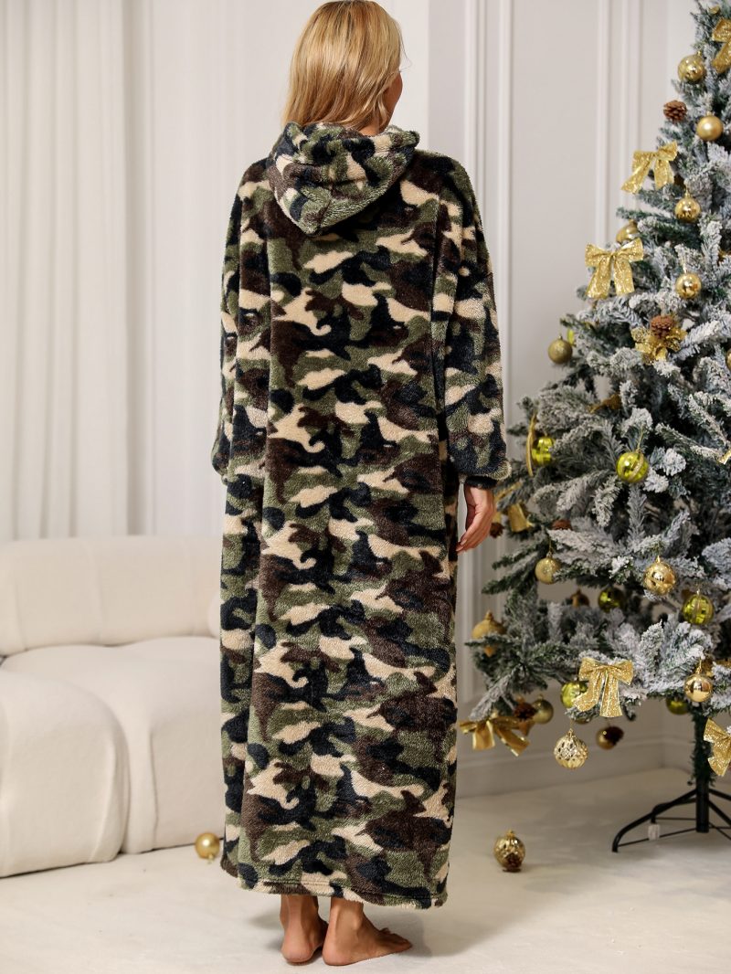 Comfortable Plush Pullover Pajamas - Image 3