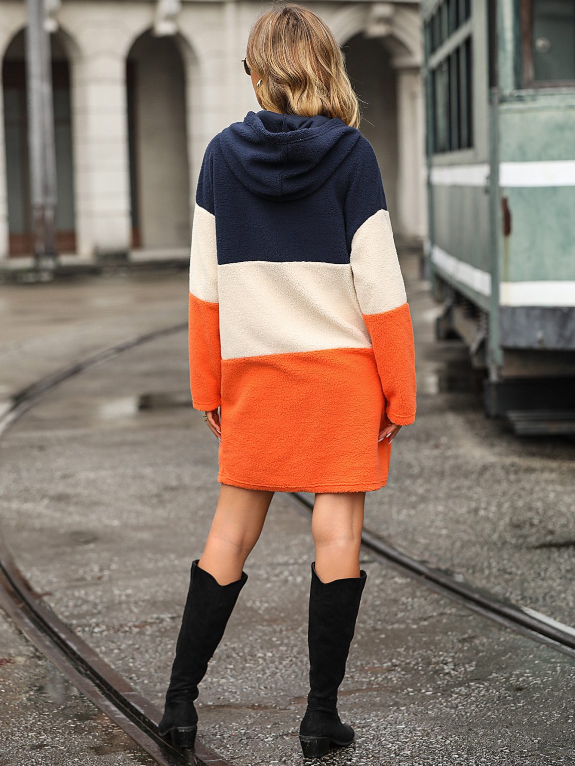 Hooded Color-Matching Bubble Velvet Sweater for Autumn/Winter - Image 5
