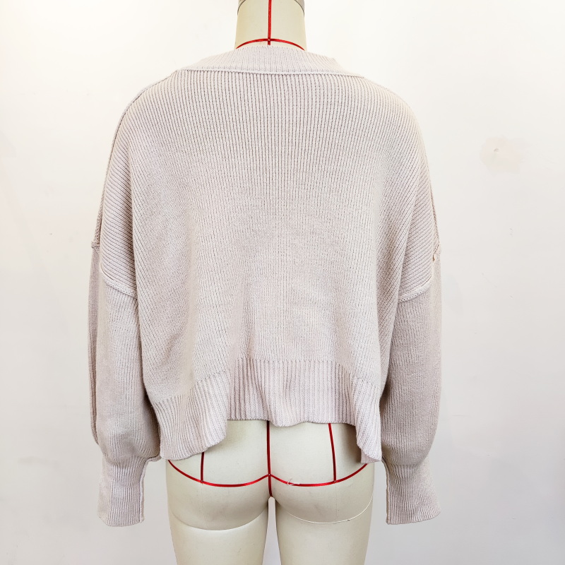 Solid Color cropped pullover sweater - Image 4