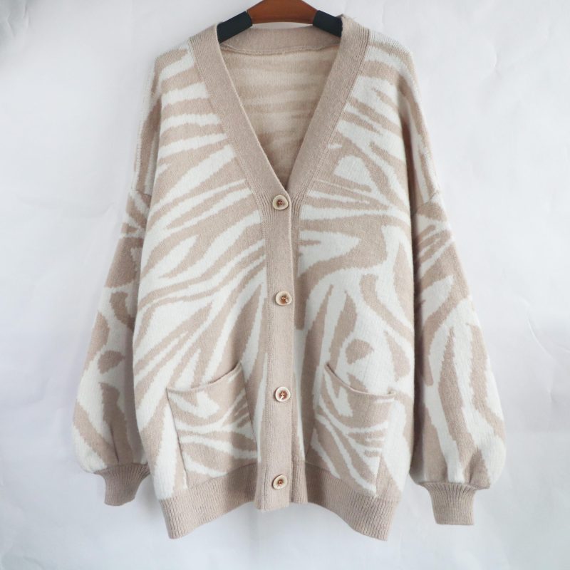 Retro Single-Breasted Knit Cardigan - Image 4