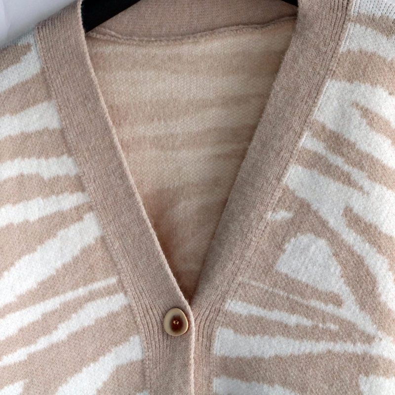 Retro Single-Breasted Knit Cardigan - Image 7