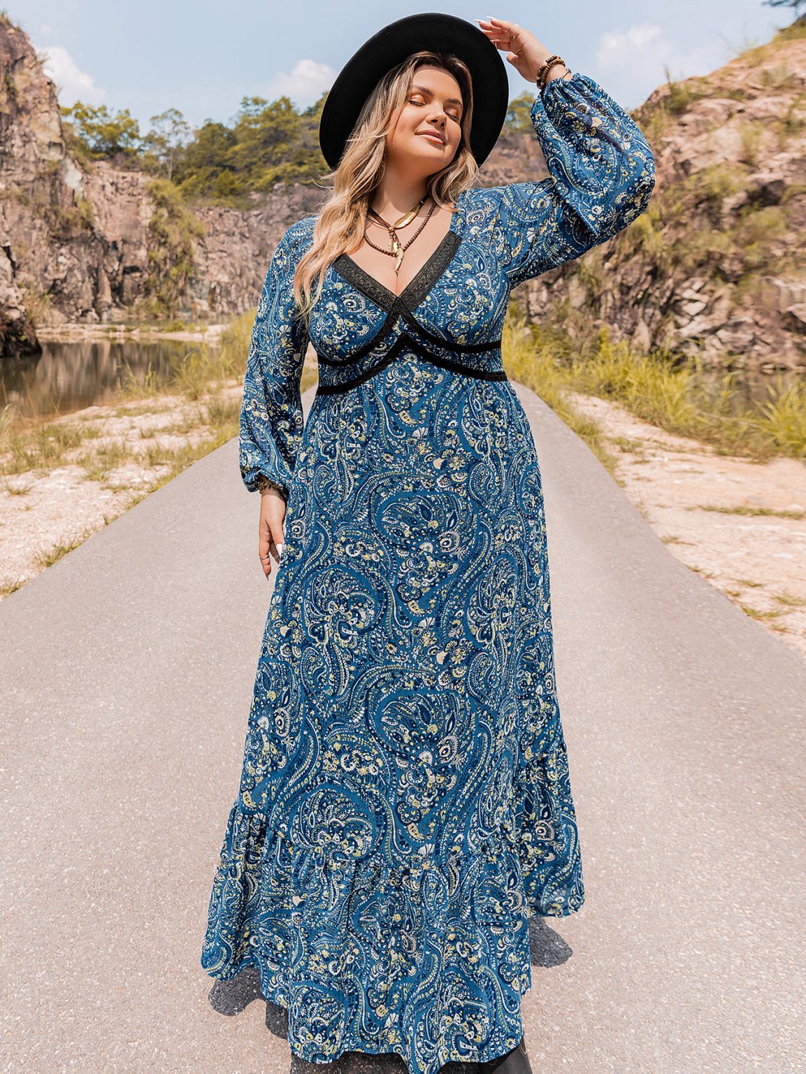Cozy Plus Size Autumn/Winter Dress - Image 3