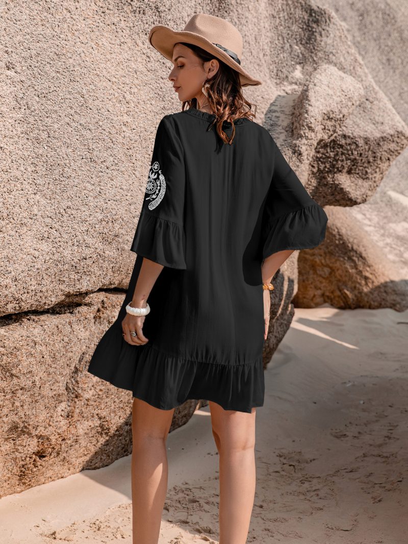 French Royal Open Collar Blouse Embroidered Home Wear Dress - Image 2