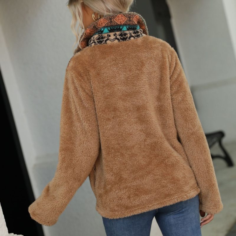 Multicolor Geometric Abstract Plush Pullover - Image 4