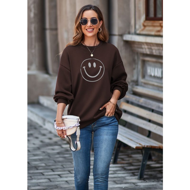 Smiley Sweatshirt with Round Neck and Drop Shoulder for Autumn/Winter - Image 3