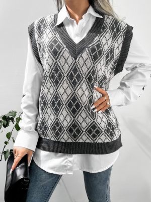 Plaid Knitted Vest for Autumn/Winter Comfort