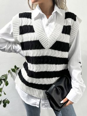 V-Neck Striped Knitted Vest for Autumn/Winter