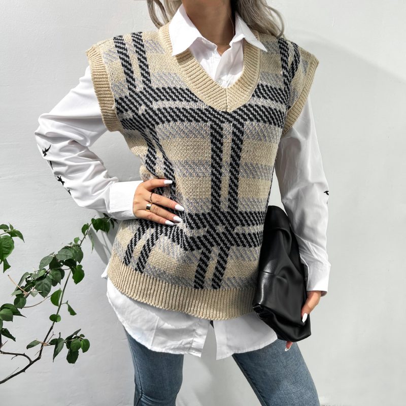 Casual Plaid Knitted Vest for Women in Autumn/Winter - Image 6