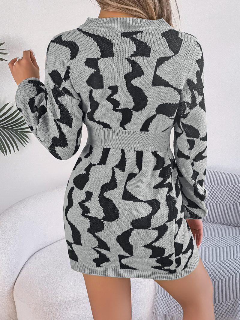Contrast V-Neck Sweater Dress - Image 3