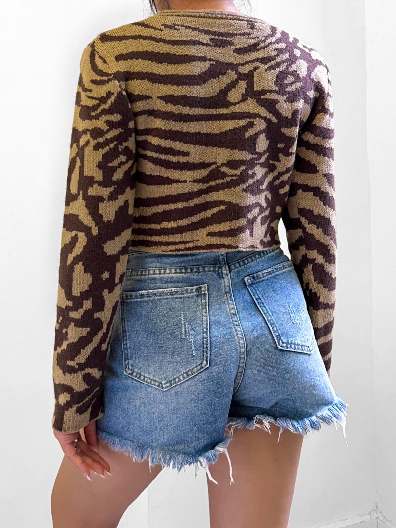 Knitwear Sweater with Breasted Coat for Autumn/Winter - Image 3