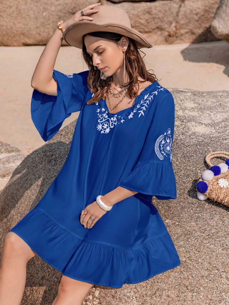 French Royal Open Collar Blouse Embroidered Home Wear Dress - Image 4