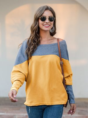 Off-Shoulder Loose Long-Sleeved Top