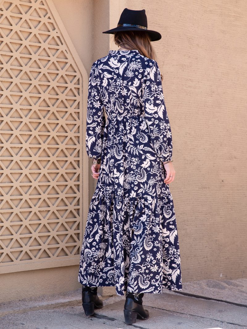 Versatile Elegance: Mixed Batch Tiered Dress with Waist Trimming - Image 5