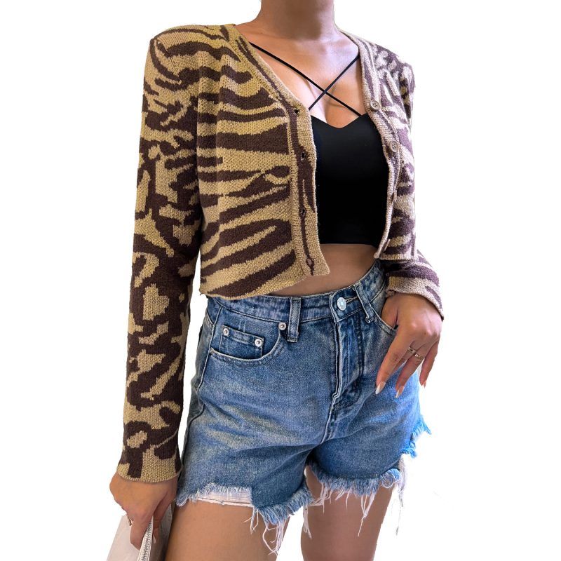 Knitwear Sweater with Breasted Coat for Autumn/Winter - Image 4
