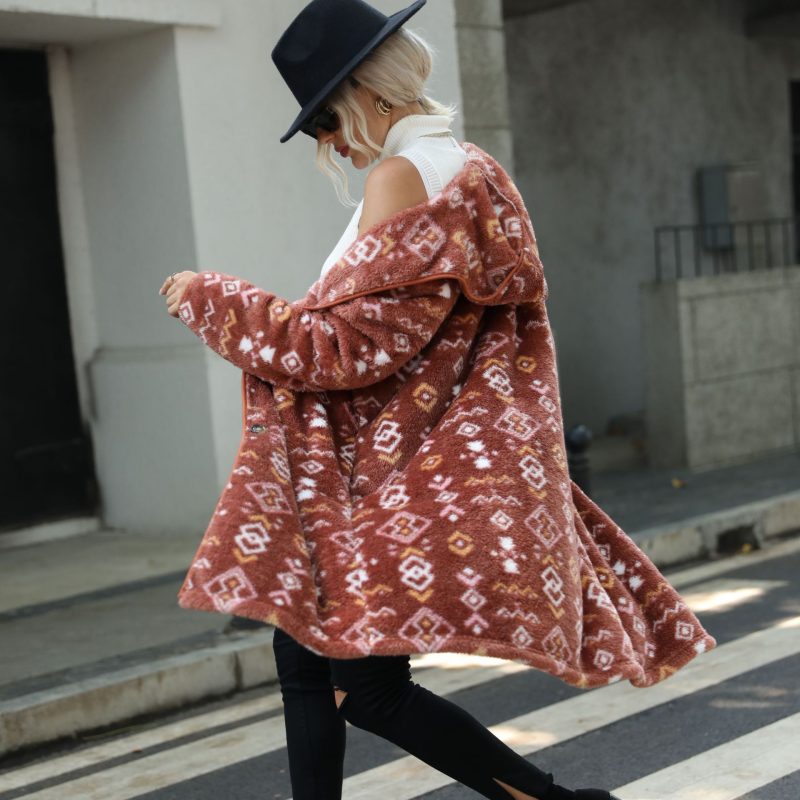 Hooded Geometric Abstract Plush Coat - Image 4