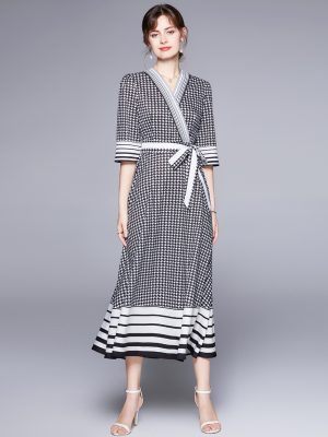 Elegant Check Lace-Up Printed Dress