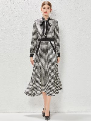 Socialite Houndstooth Waist Dress