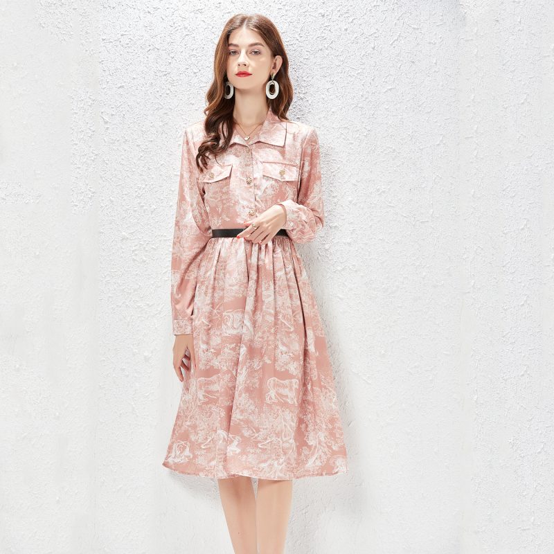 Elegant Jungle Print Midi Dress