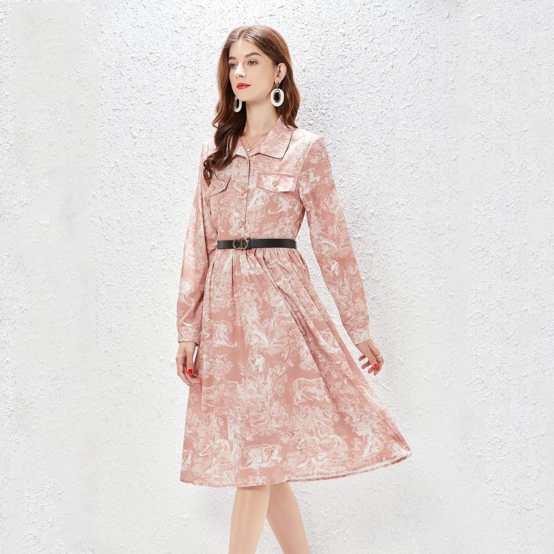 Elegant Jungle Print Midi Dress - Image 3