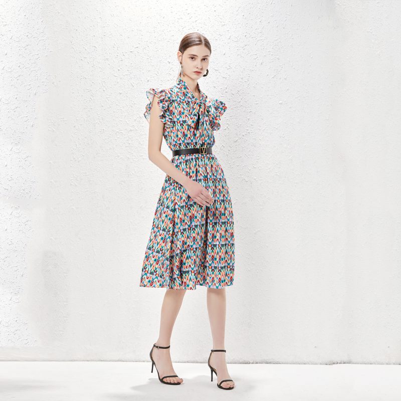 Color Letter Lace-Up Waist Dress - Image 2