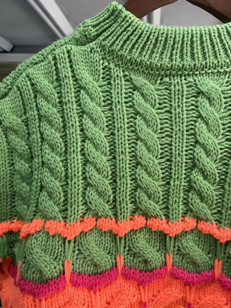 Crocheted Effect Short Knitted Sweater Vest Jacket - Image 11