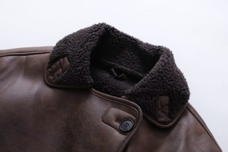 Women's Retro Imitation Lamb Wool Collared Faux Jacket - Image 3