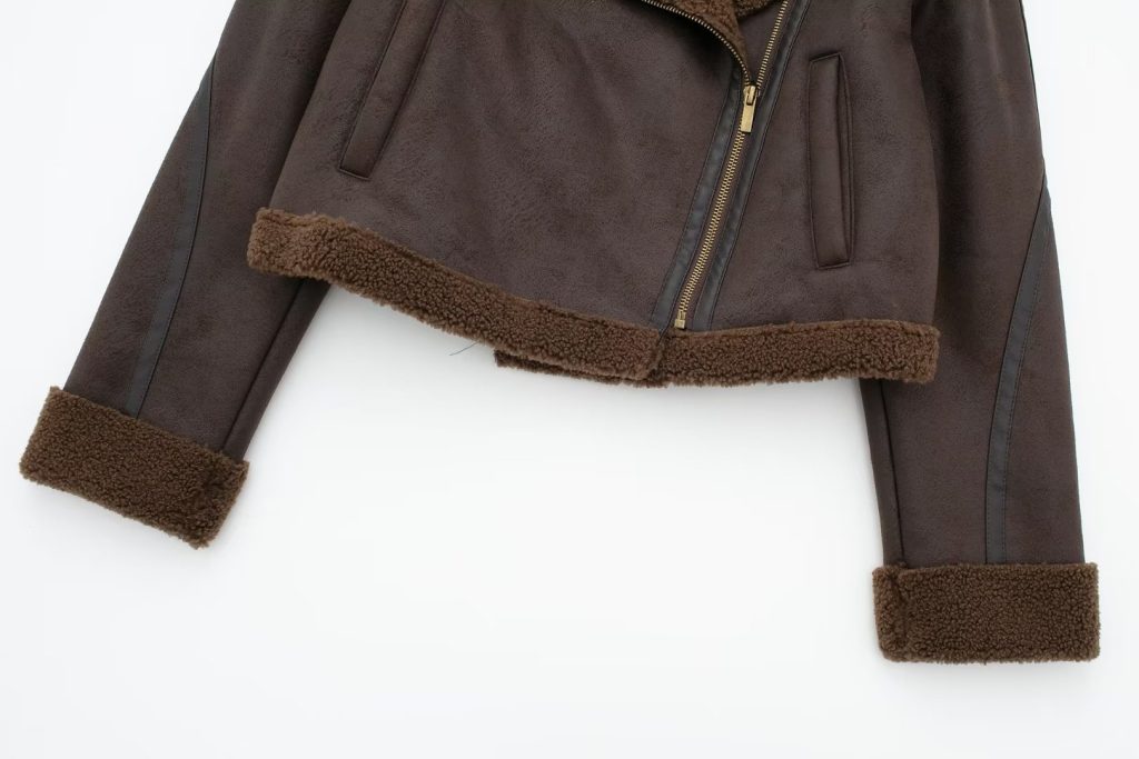 Fur Stitching Collared Coat - Autumn/Winter Elegance - Image 6
