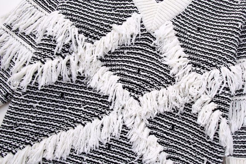 Tassel Jacquard V-Neck Sweater - Image 6
