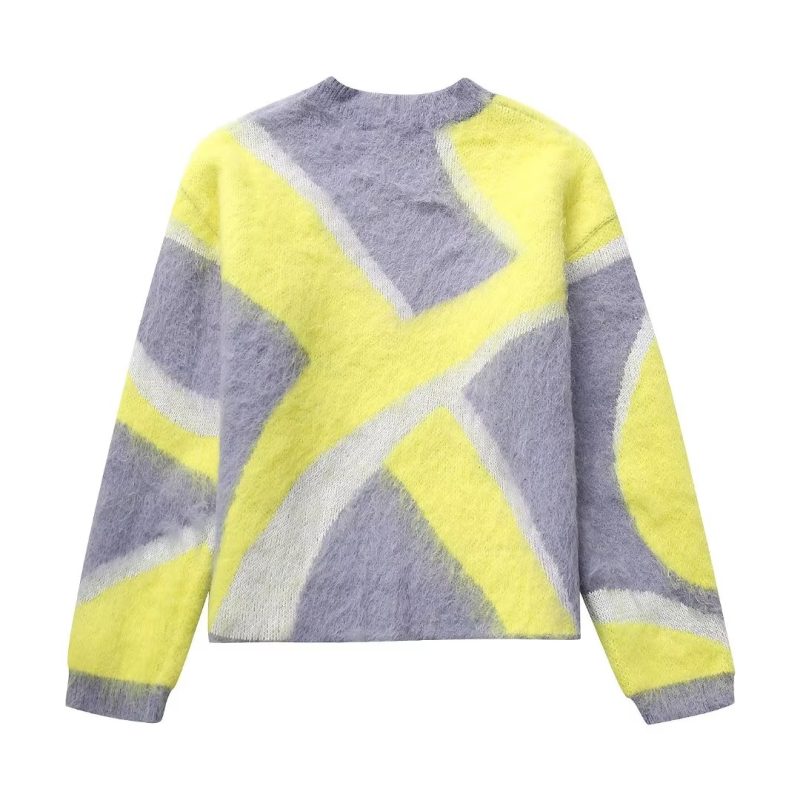 Retro Contrast Mink-like Pullover - Image 2