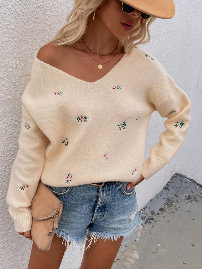 New Printed V-neck Plus Size Knitwear Pullover | Women's Sweater - Image 4
